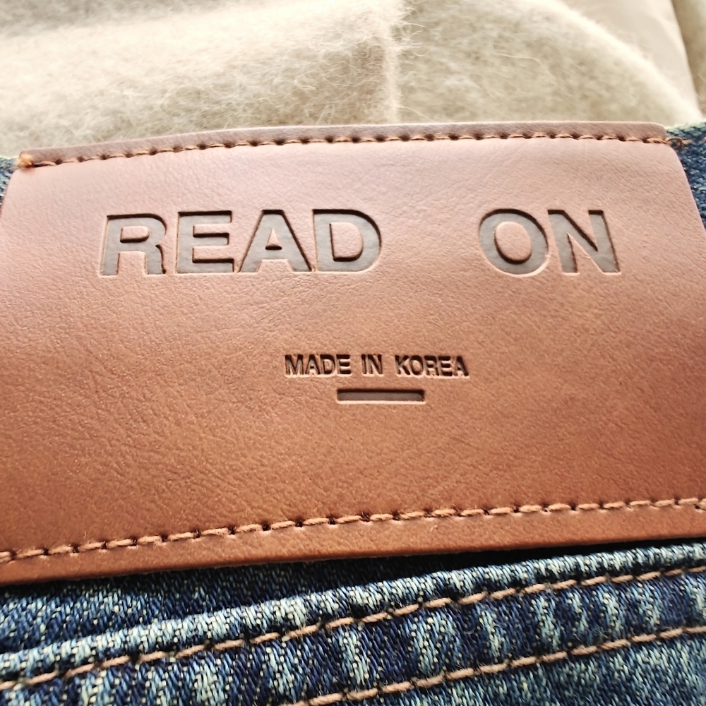 Made in Korea Denim Wide-Leg Jeans – Frayed Hem (Never Worn)